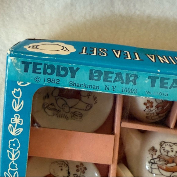 Vintage Teddy Bear Tiny Tea Set - Picture 3 of 7